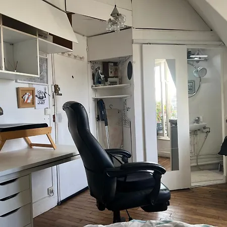 Apartment Petite Attique - Avec Vue Sur La Tour Eiffel