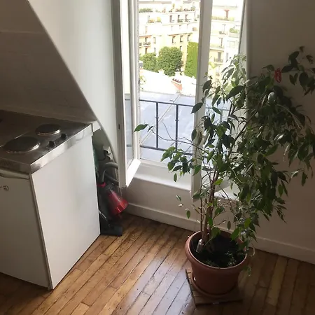 Petite Attique - Avec Vue Sur La Tour Eiffel Appartamento