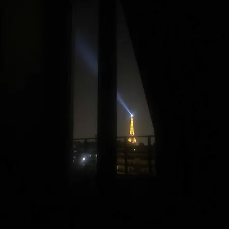 Petite Attique - Avec Vue Sur La Tour Eiffel
