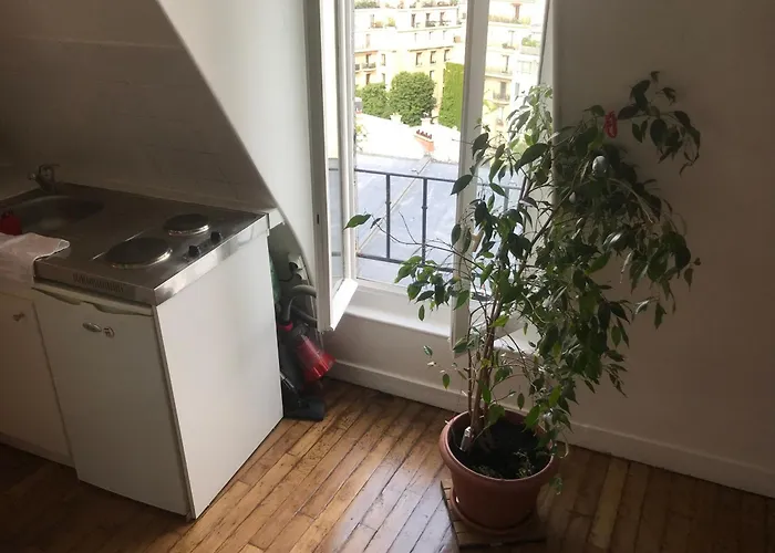 Petite Attique - Avec Vue Sur La Tour Eiffel Apartmán